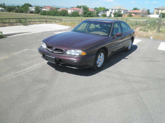 1998 Pontiac Bonneville SE