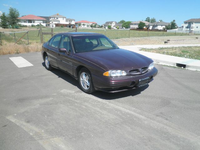 1998 Pontiac Bonneville SE
