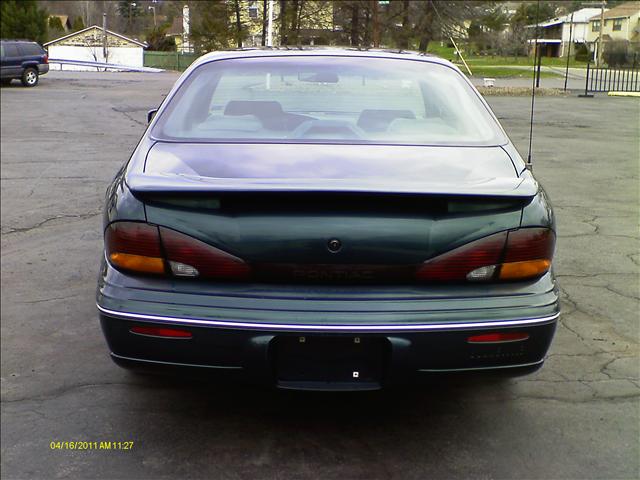 1998 Pontiac Bonneville SE