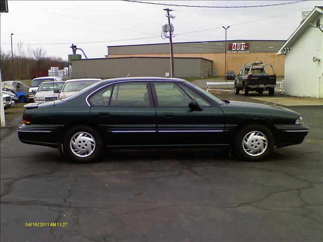1998 Pontiac Bonneville SE