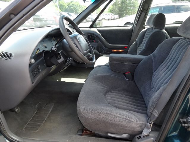 1999 Pontiac Bonneville SE