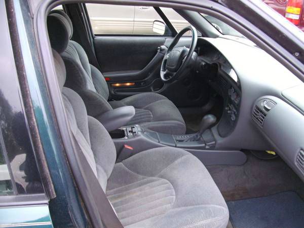 1999 Pontiac Bonneville SE