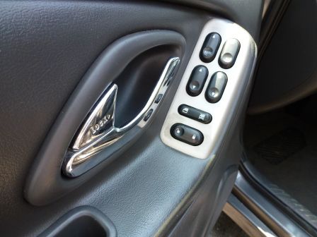 1999 Pontiac Bonneville SE