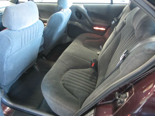 1999 Pontiac Bonneville SE