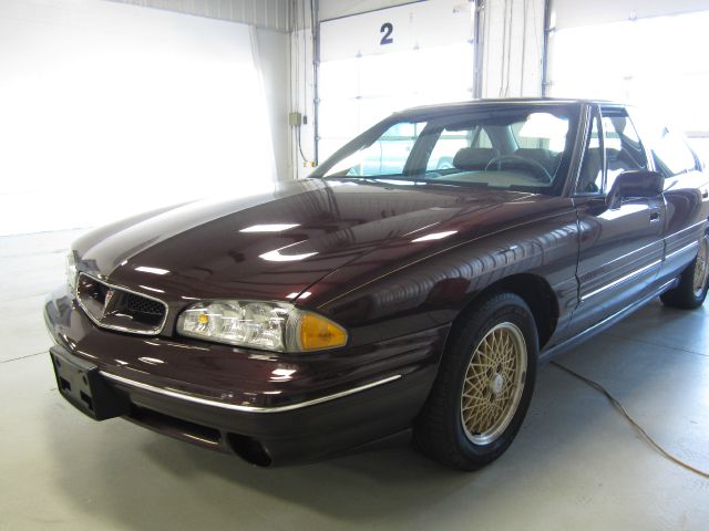 1999 Pontiac Bonneville SE