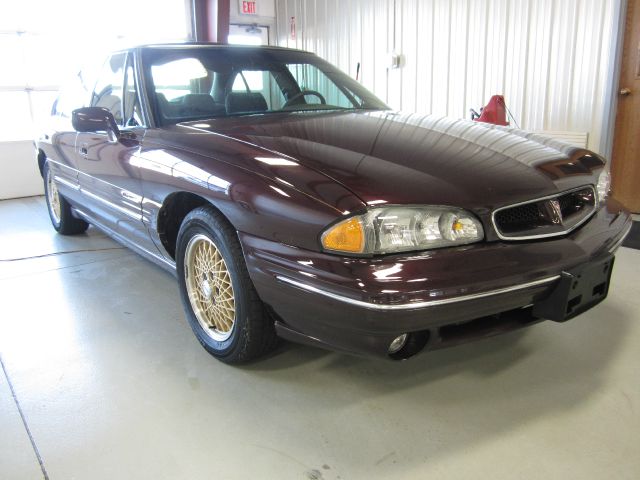 1999 Pontiac Bonneville SE