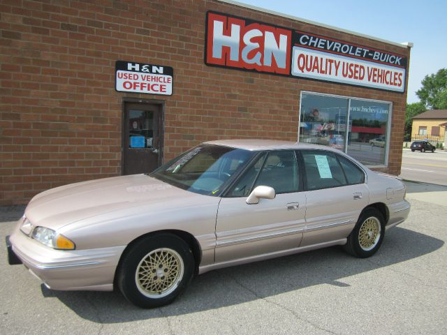 1999 Pontiac Bonneville SE
