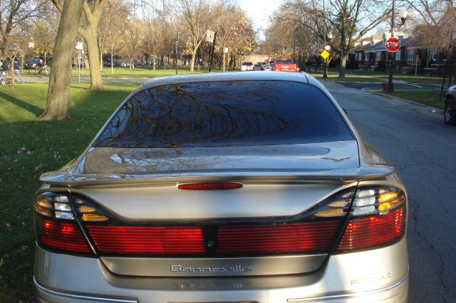 2000 Pontiac Bonneville SE