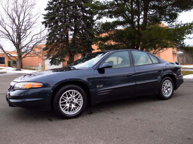 2000 Pontiac Bonneville 45