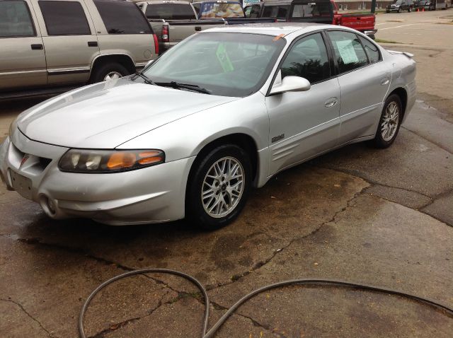 2000 Pontiac Bonneville 4DR Limited AWD