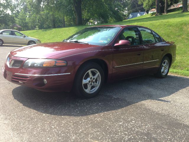 2000 Pontiac Bonneville SE