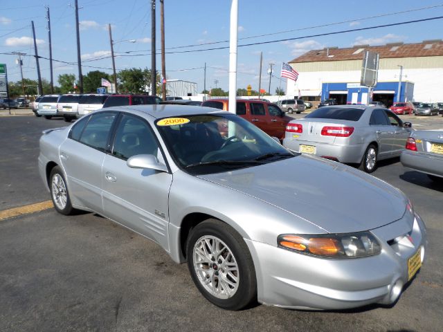 2000 Pontiac Bonneville 45