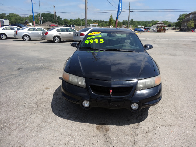 2000 Pontiac Bonneville 4DR Limited AWD