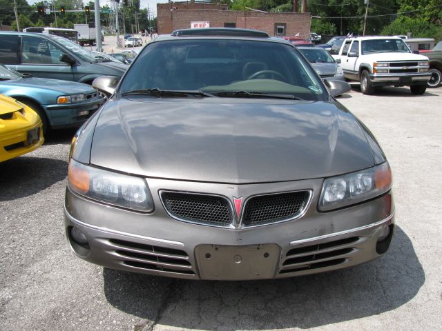 2000 Pontiac Bonneville SE