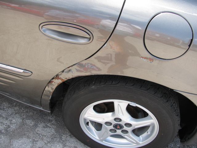 2000 Pontiac Bonneville SE