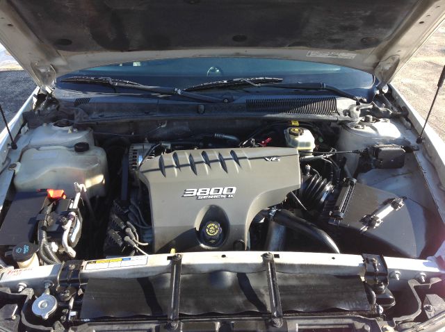 2000 Pontiac Bonneville SE