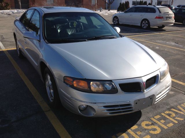2000 Pontiac Bonneville SE