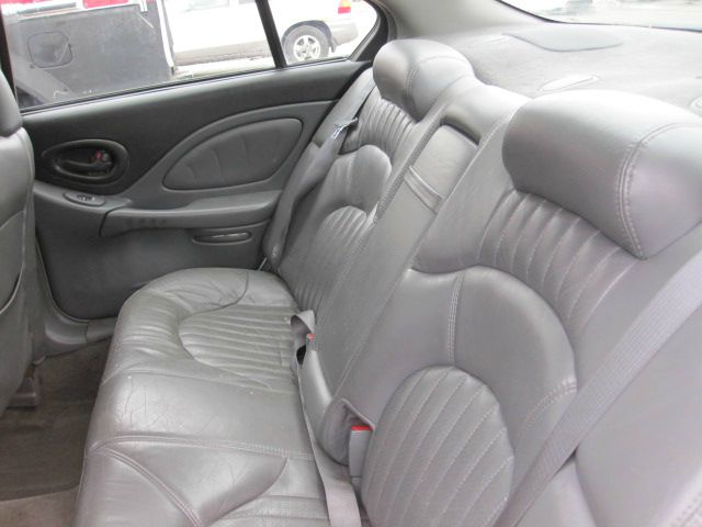 2000 Pontiac Bonneville 45