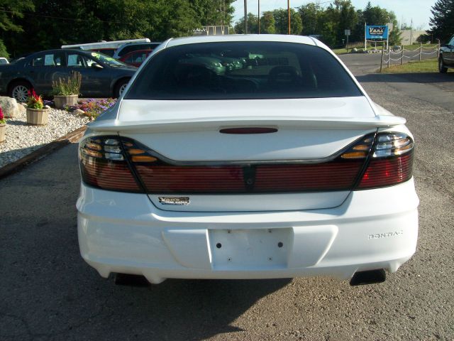 2000 Pontiac Bonneville 45