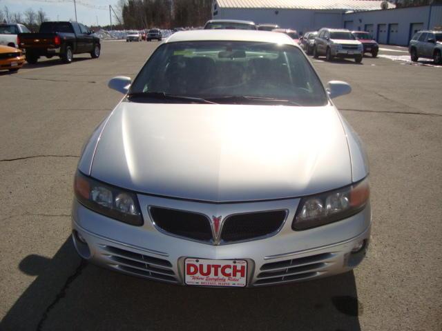 2000 Pontiac Bonneville SE