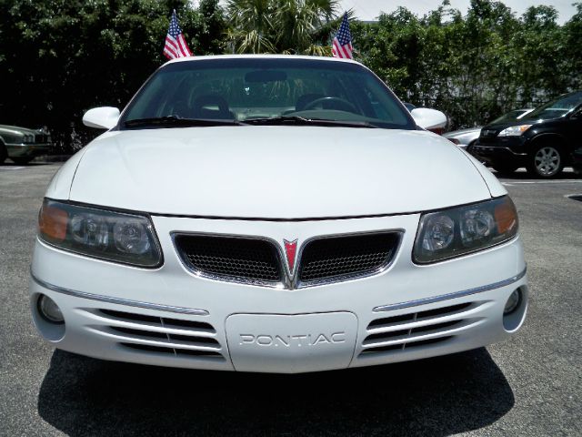 2000 Pontiac Bonneville SE