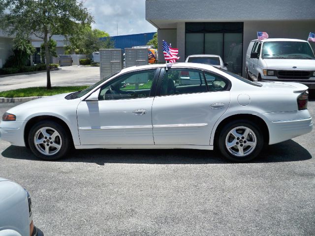 2000 Pontiac Bonneville SE
