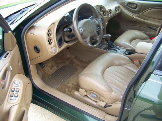 2000 Pontiac Bonneville 45