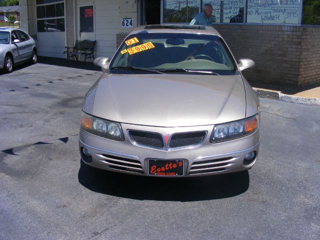 2001 Pontiac Bonneville SE