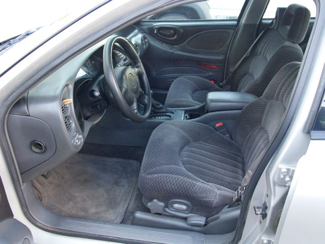 2001 Pontiac Bonneville SE