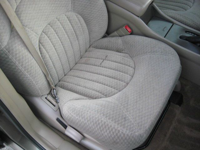 2001 Pontiac Bonneville SE