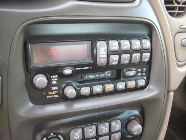 2001 Pontiac Bonneville SE