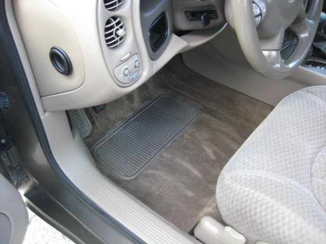 2001 Pontiac Bonneville SE