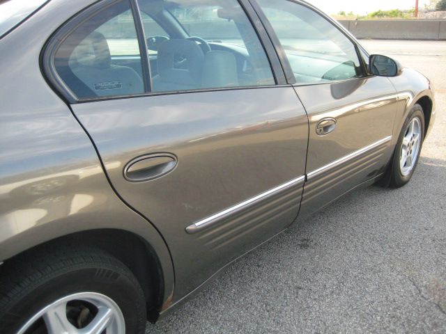 2001 Pontiac Bonneville SE