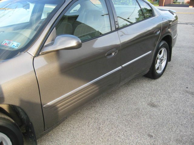 2001 Pontiac Bonneville SE