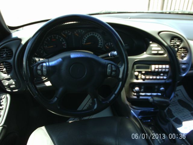 2001 Pontiac Bonneville 45