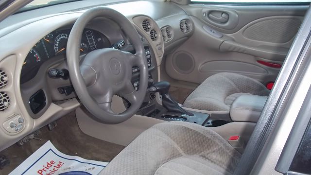 2001 Pontiac Bonneville SE