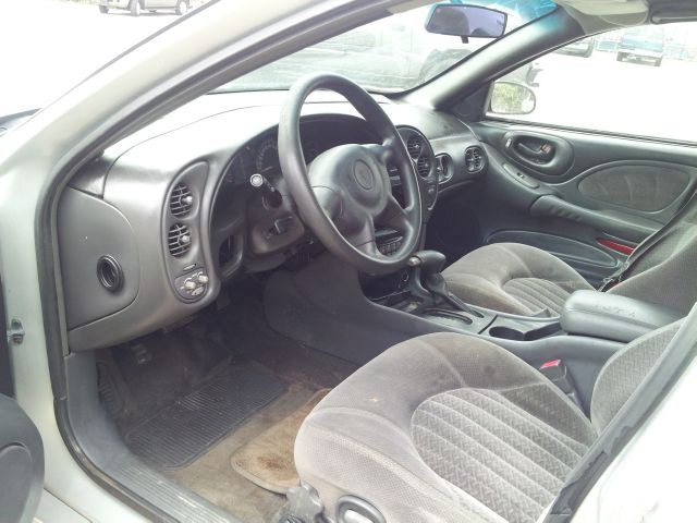 2002 Pontiac Bonneville SE