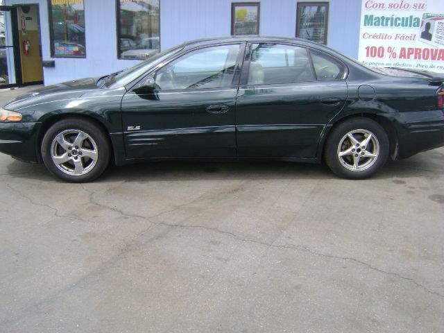 2002 Pontiac Bonneville 45