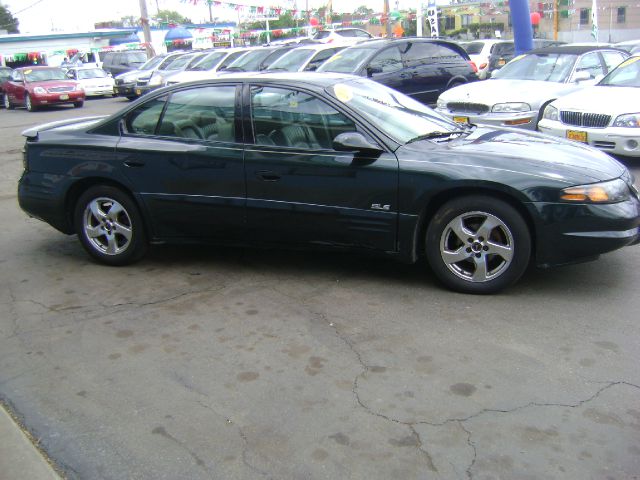 2002 Pontiac Bonneville 45