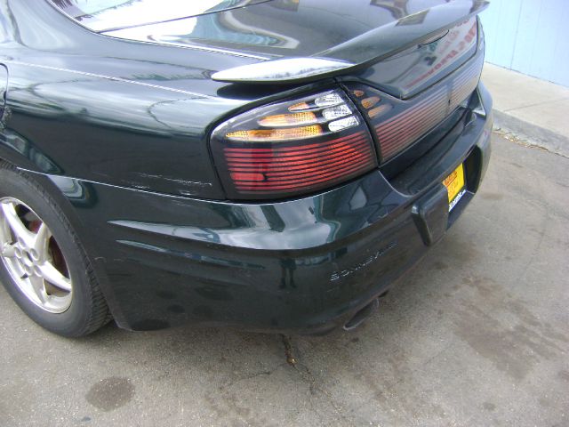 2002 Pontiac Bonneville 45