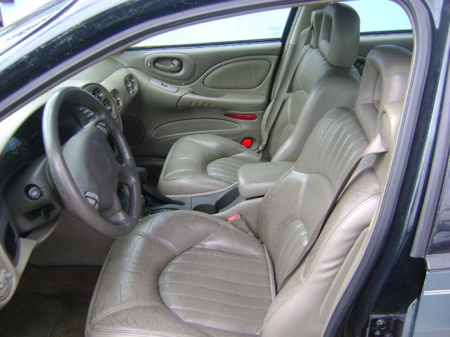 2002 Pontiac Bonneville 45