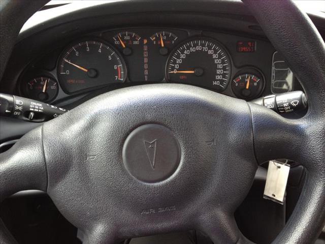 2002 Pontiac Bonneville SE