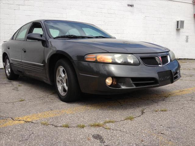 2002 Pontiac Bonneville SE