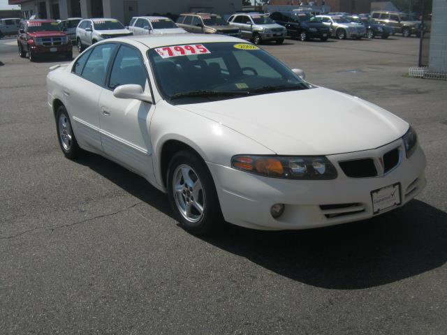 2002 Pontiac Bonneville SE