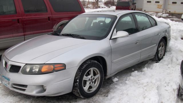 2002 Pontiac Bonneville SE