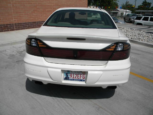 2002 Pontiac Bonneville 45