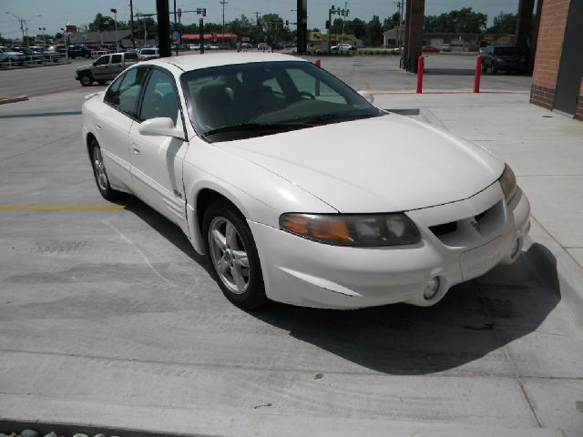 2002 Pontiac Bonneville 45
