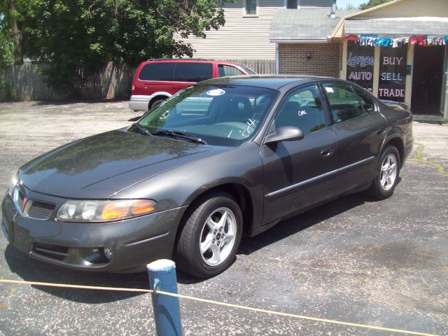 2002 Pontiac Bonneville SE