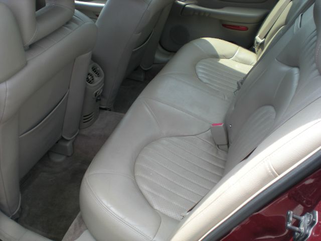 2002 Pontiac Bonneville 4DR Limited AWD