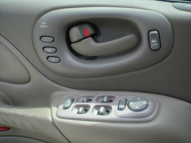 2002 Pontiac Bonneville 4DR Limited AWD